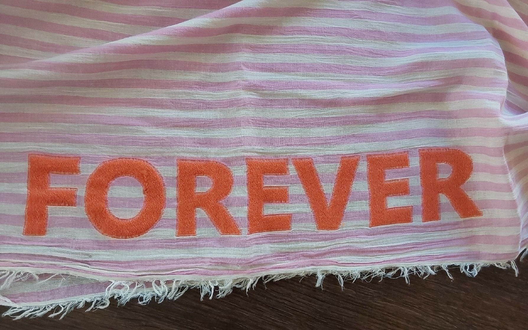 Foulard & Sciarpe: Schal Shava Creation Switzerland neu – Nuovo e nell'imballaggio originale da Köniz venduto da scopello12 2