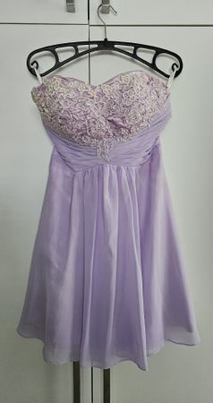 Lila Sommerkleid, Grösse XXS schulterfrei mit Spitze🌸