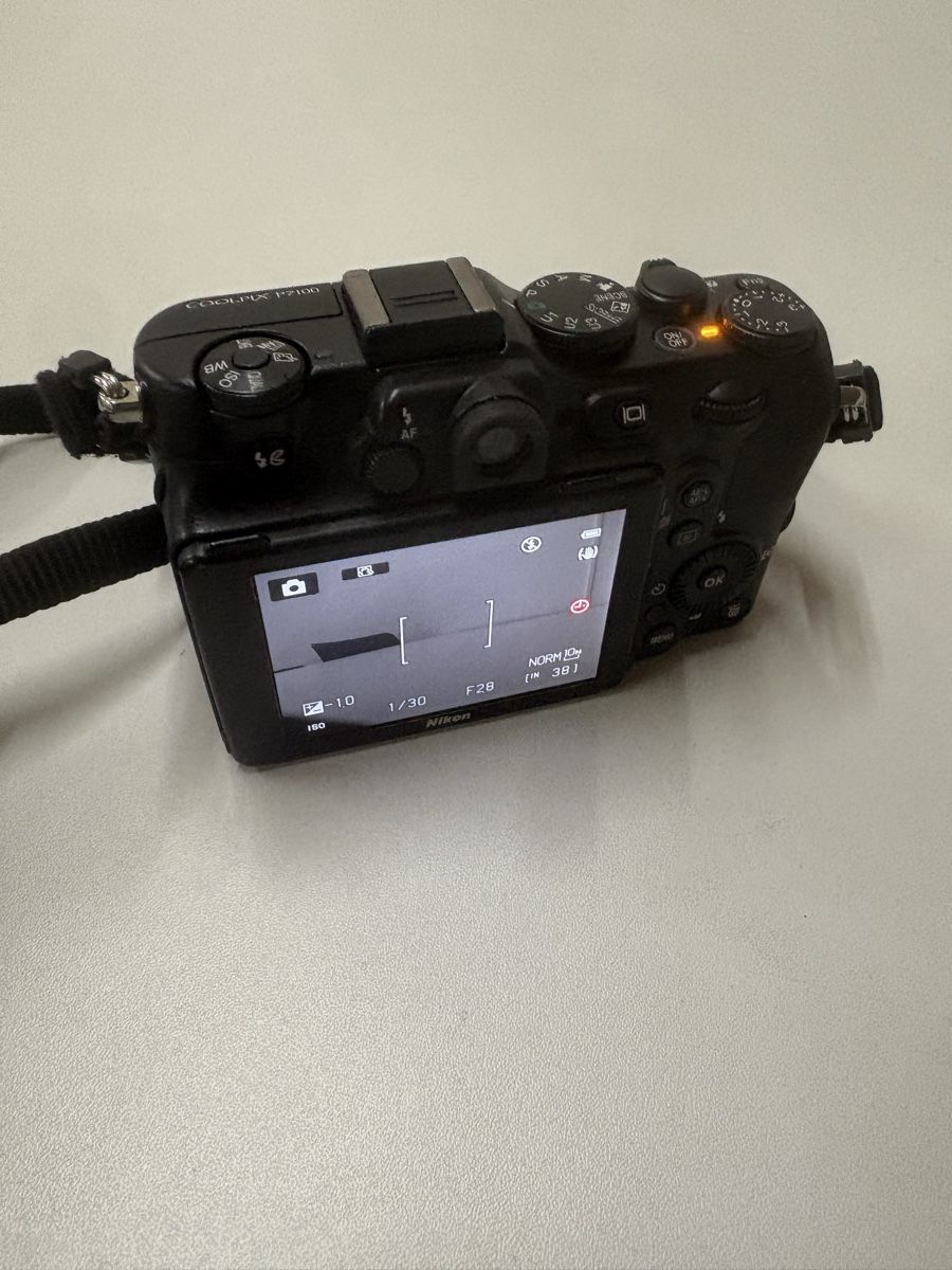 Nikon Kamera: Nikon COOLPIX P7100  – Gebraucht aus Basel von Tro_1can 1