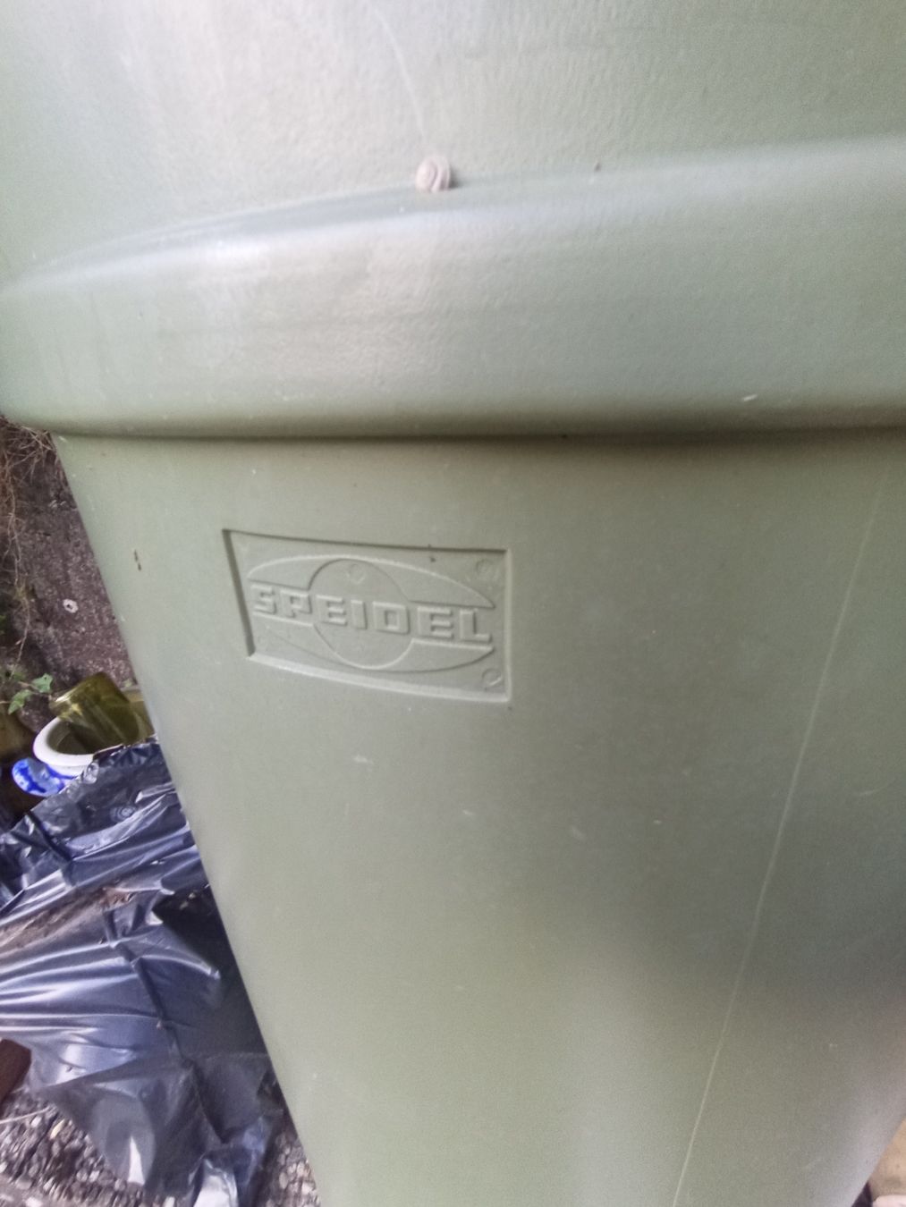 Annaffiatura & Irrigazione: Regentonne Speidel 200 Liter gebraucht – Usato da Belp venduto da Guadalupe84 2