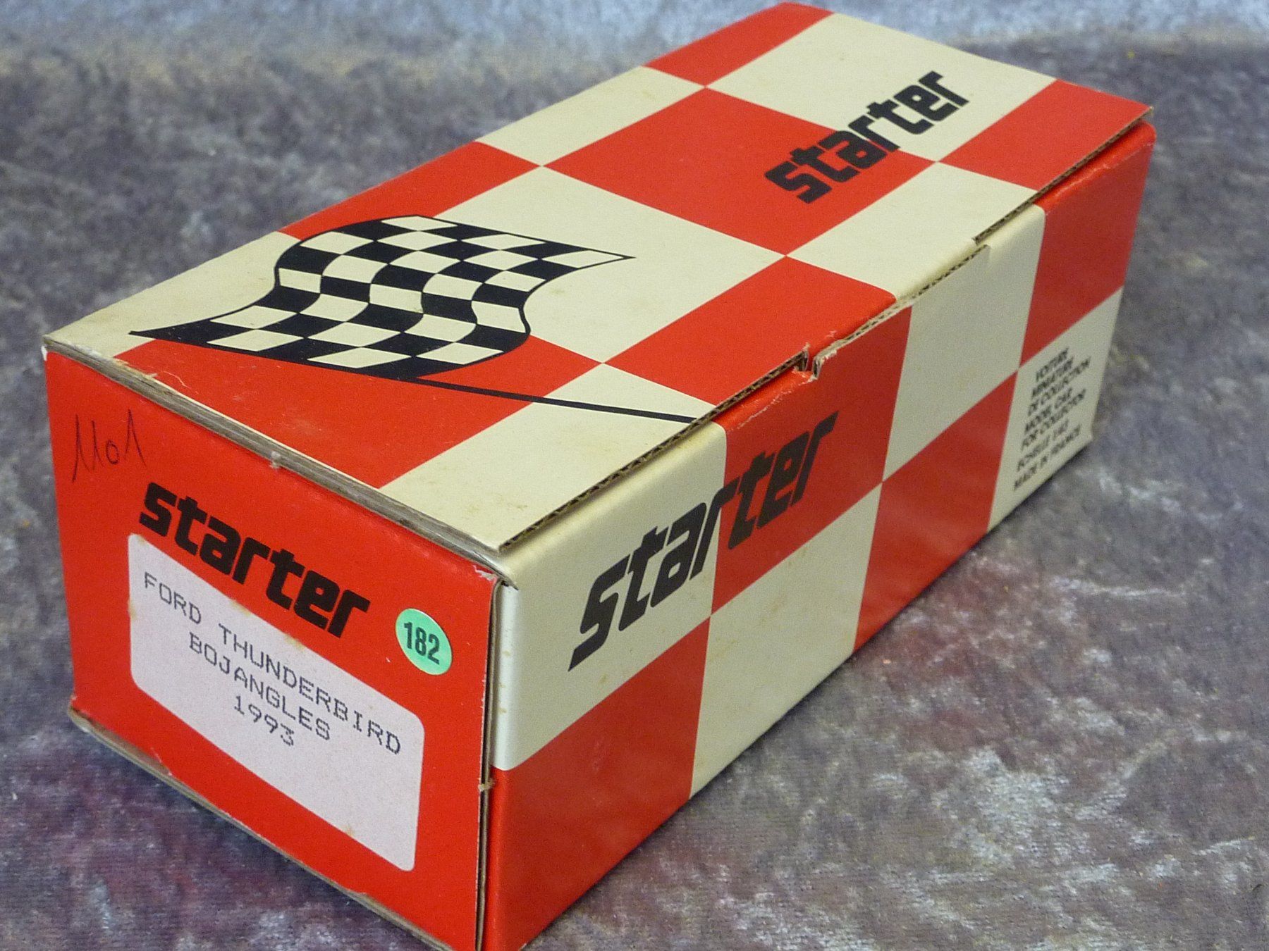 Ford Modellini d'auto: Nascar Ford Thunderbird Bojangles 1993  182  1:43 – Usato da Dürrenäsch venduto da modellautos4you 1