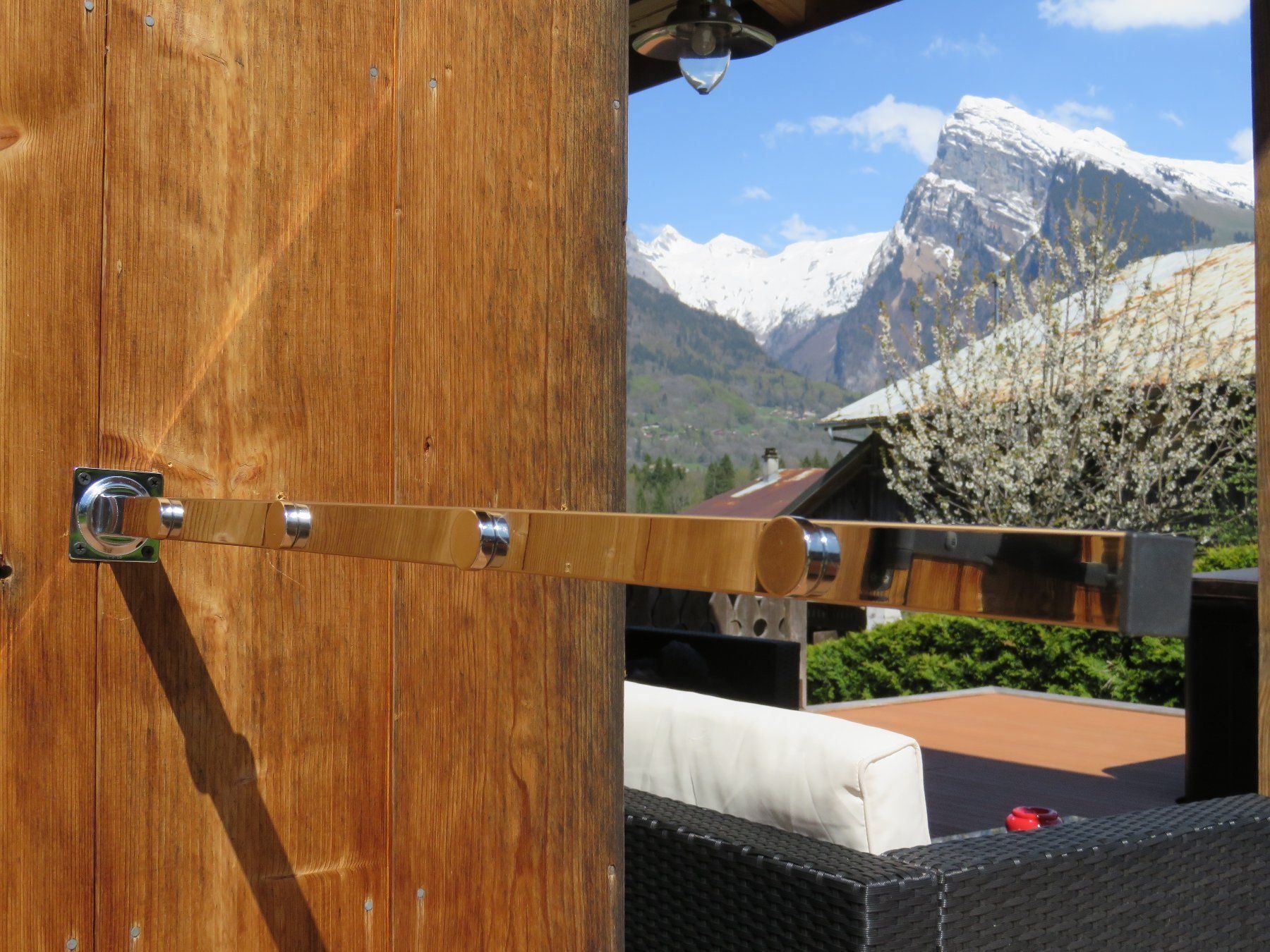 Sci: Rangement mural perpendi 8 paires ski – Nuovo e nell'imballaggio originale da Mettmenstetten venduto da Ollivier