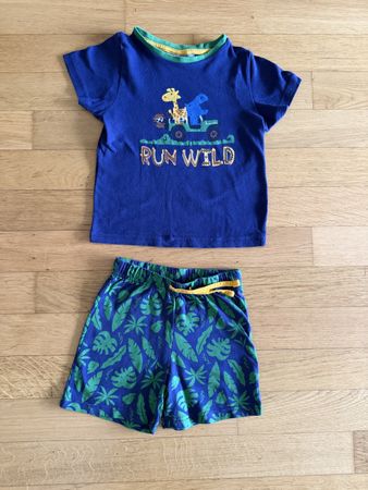 Nightwear Schlafanzug Gr. 98-104 kurzarm Shirt Shorts zwei