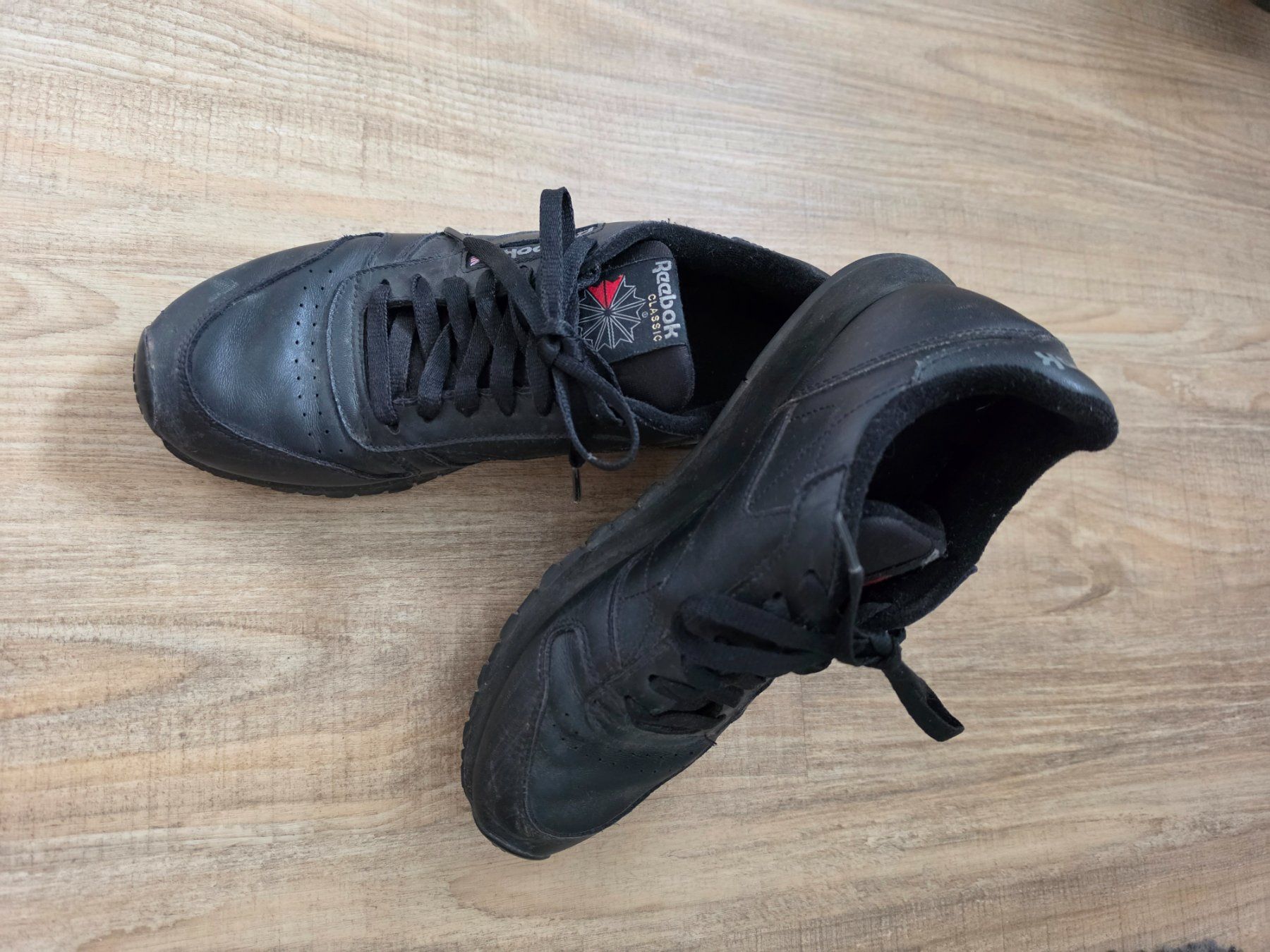 Reebok Herrenschuhe: Reebok Classic – Gebraucht aus Uetendorf von Jasiiilein_
