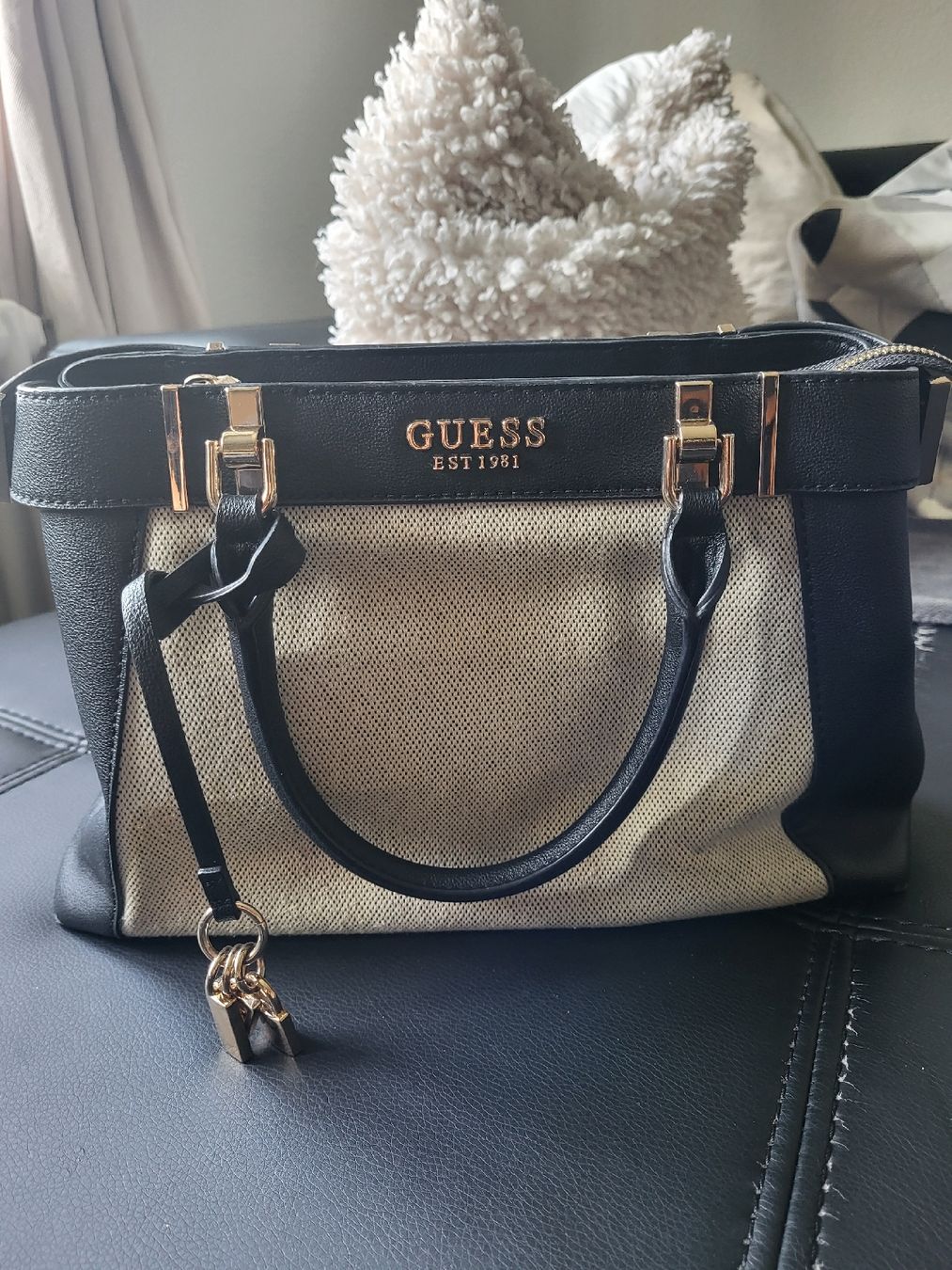 Guess Borse da donna: Handtasche Guess – Usato da Effretikon venduto da Nessy16