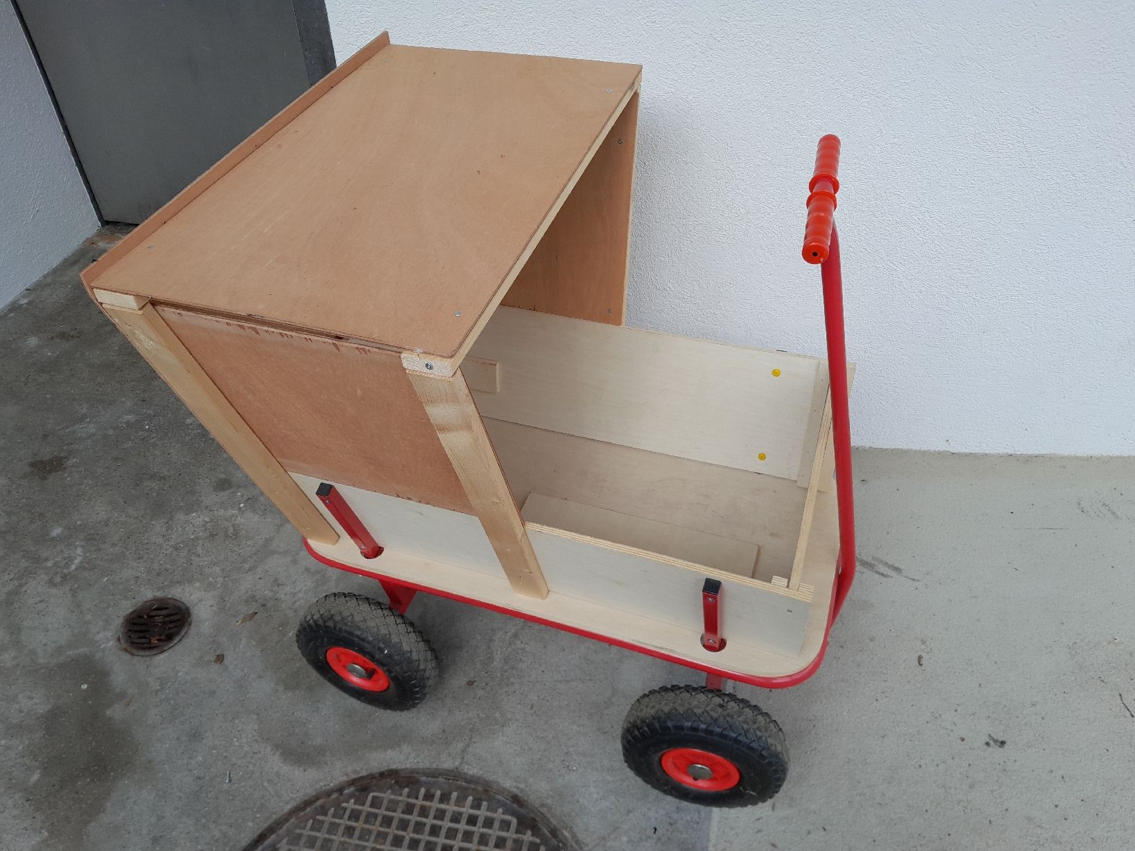 Poussette: Bollerwagen – D'occasion à Willisau par Plein