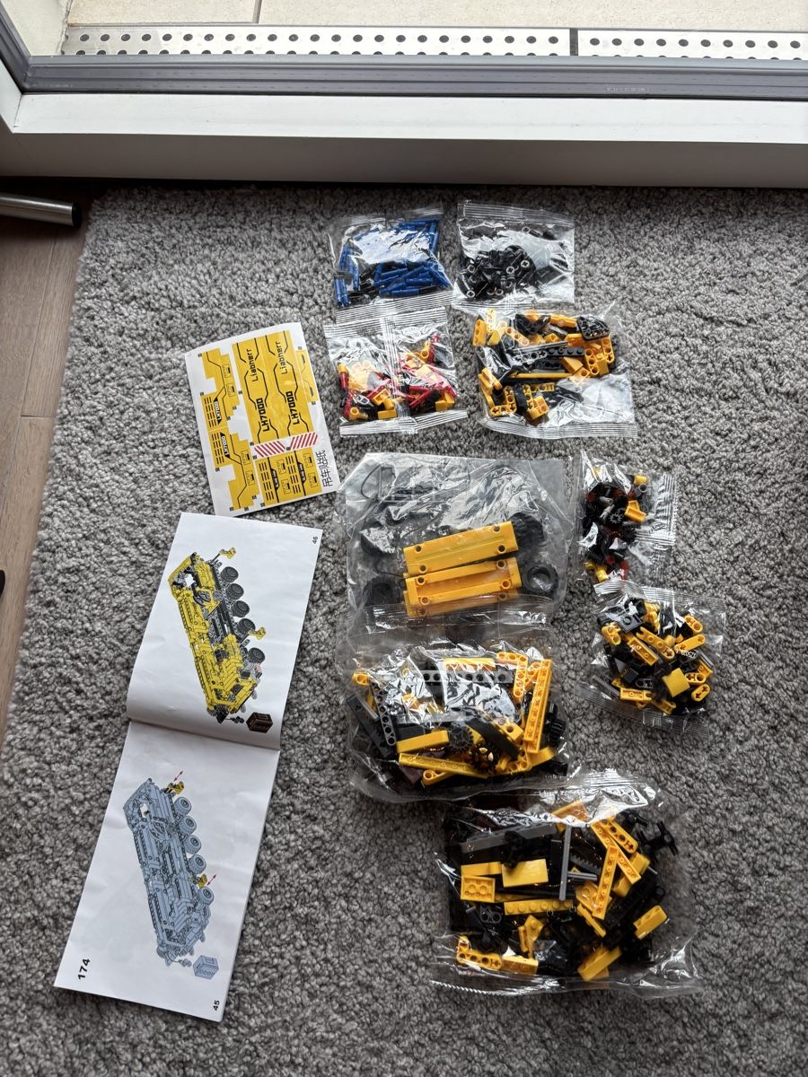 Spielzeuge: Lego Technic Bausteine Kranwagen – Neu (gemäss Beschreibung) aus Kriens von Tenisch 1