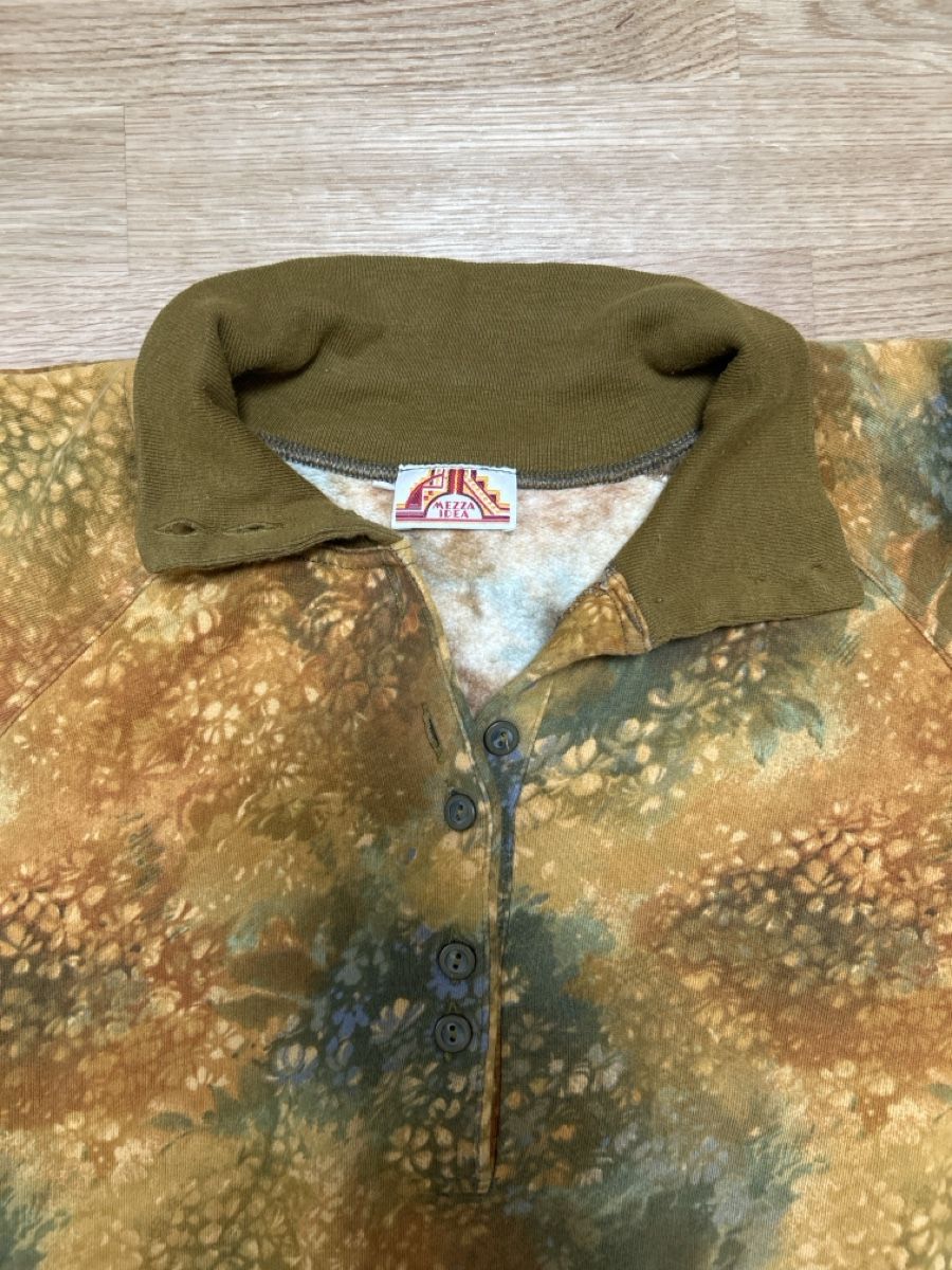 Maglioni & Felpe: Retro Sweatshirt mit Muster und Kragen Grösse S – Usato da Luzern venduto da ThrowbackVintage 1