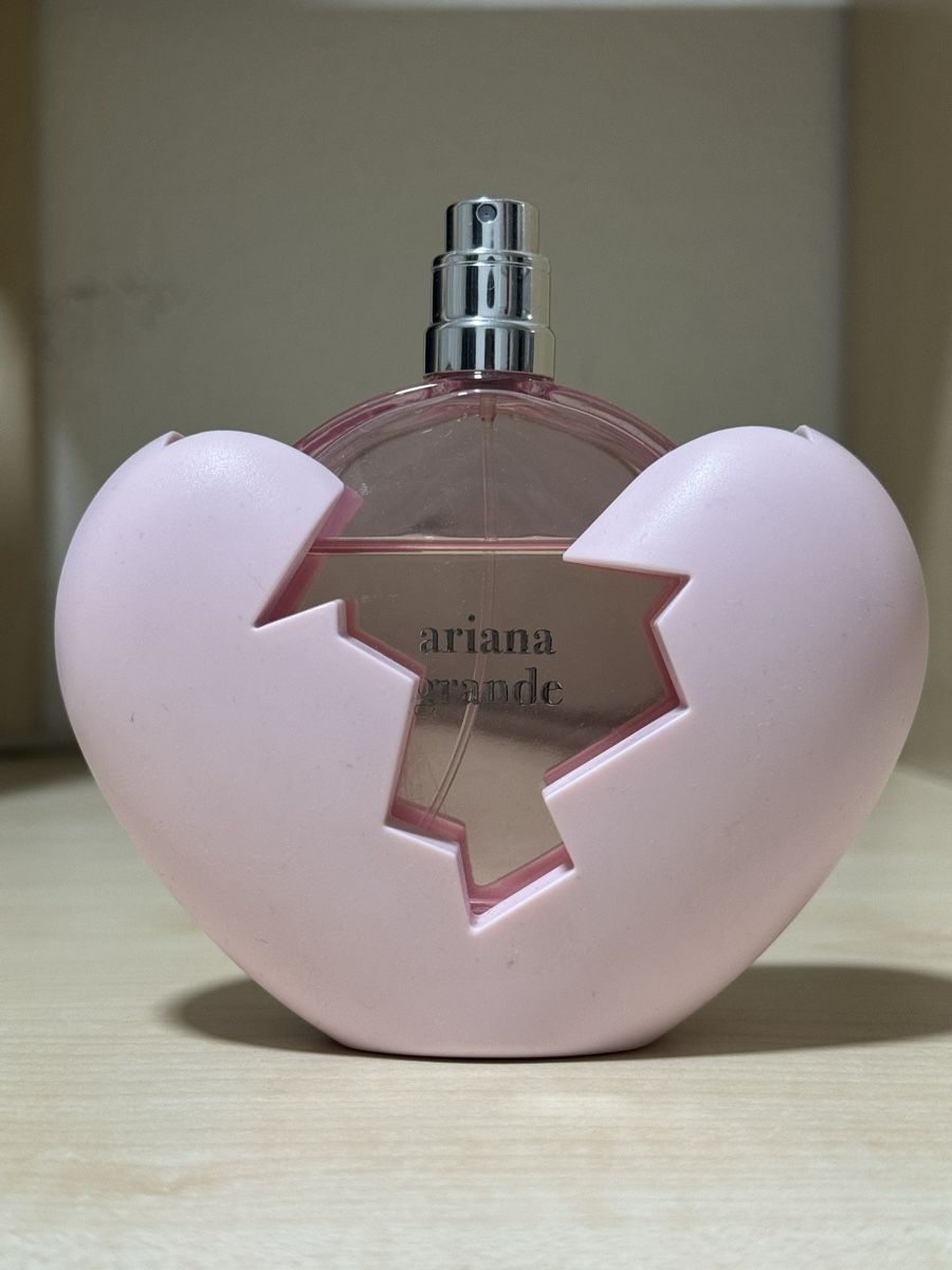 Profumi & Eau de Toilette: Ariana Grande Thank U Next (100ml) – Usato da Benglen venduto da Shamily