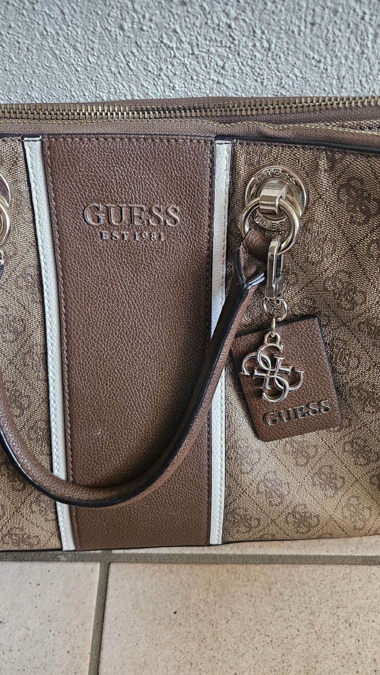 Guess Taschen für Damen: Guess Handtasche braun – Neu (gemäss Beschreibung) aus Lippoldswilen von topmodel62 1
