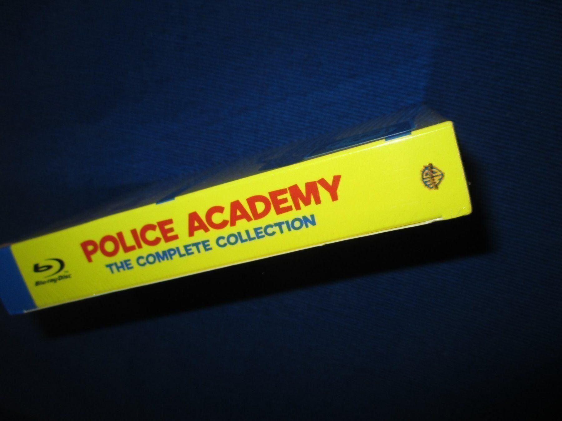 Tutti i DVDs: Police Academy 1-7 Compl. BOX blu-ray – Nuovo e nell'imballaggio originale da Wattenwil venduto da Firebird1 2