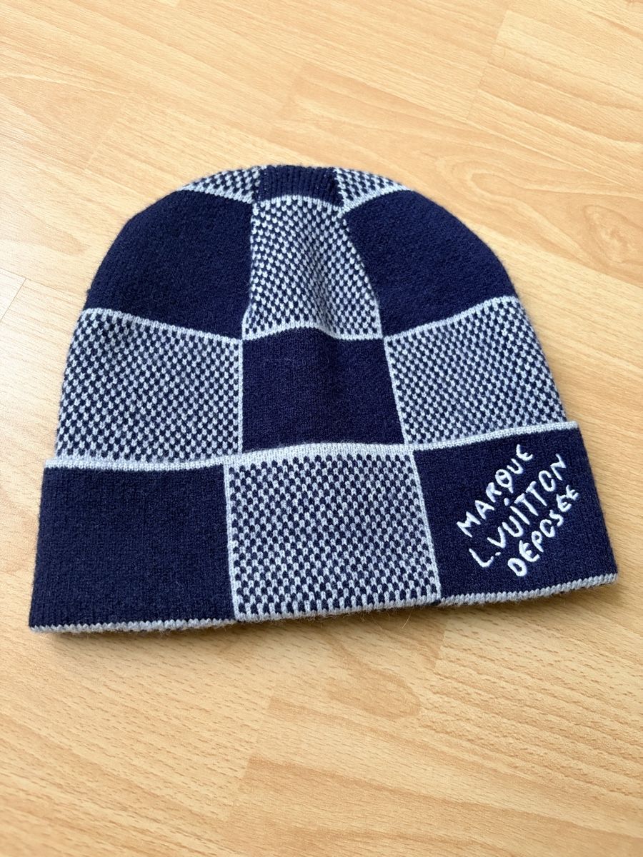 Altro in  Abbigliamento & Accessori: LV Beanie – Nuovo e nell'imballaggio originale da Bern venduto da ene_gw8m