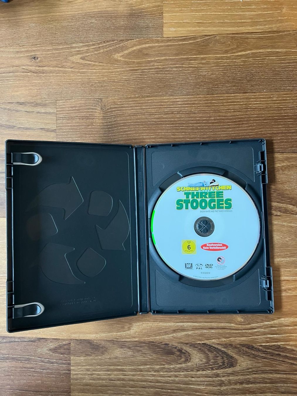 Tutti i DVDs: DVD Schneewitchen & the three Stooges – Usato da Erlinsbach venduto da Michel2006 1