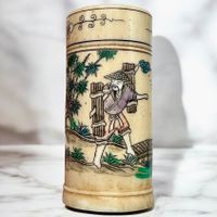 Tabatière chinoise en os sculpté du XIXe siècle, signée