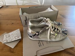 Golden Goose 39