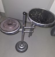Art Deco Aschenbecher mit Zündholzschachtel....