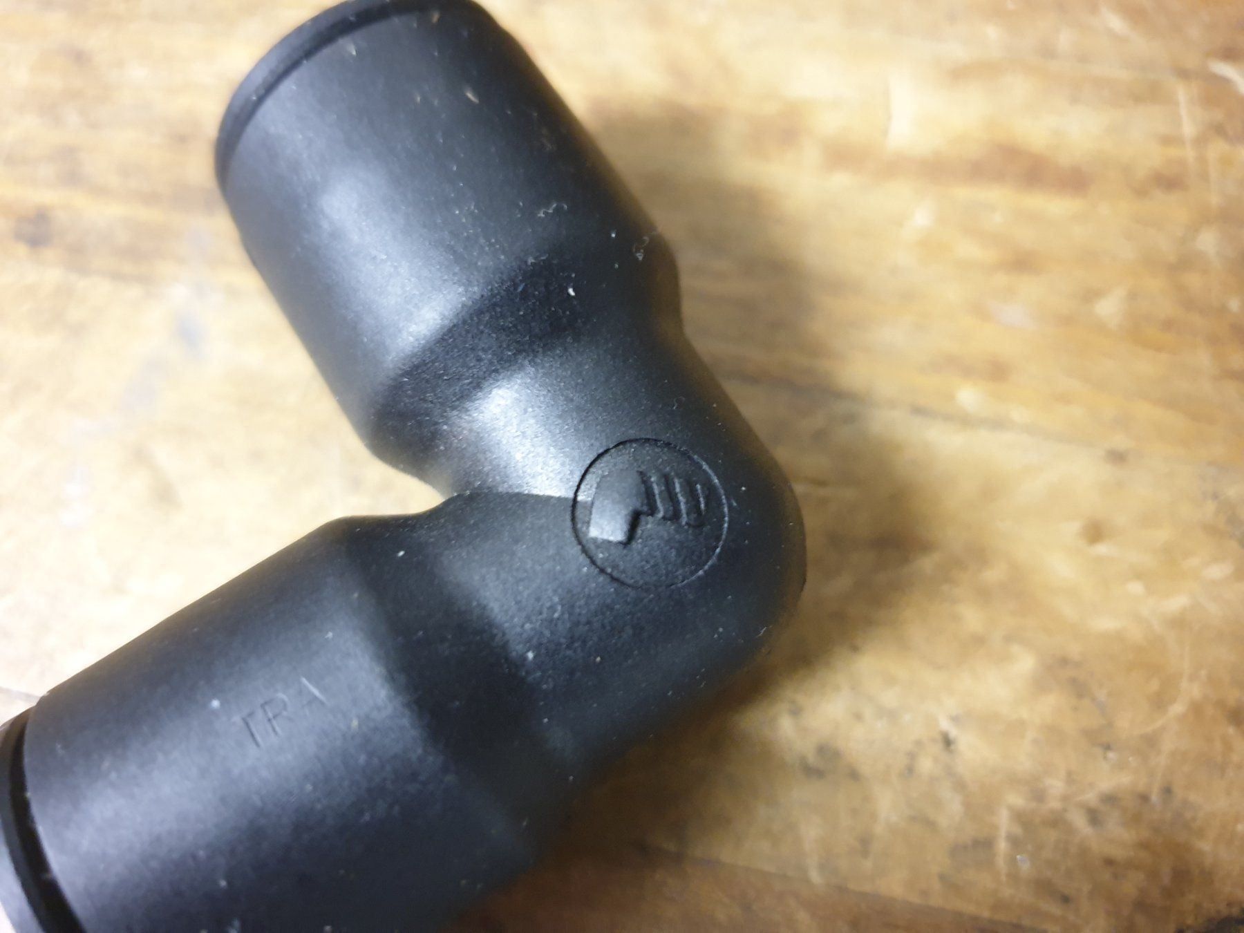 Alle Werkzeuge: Legris 90 Grad 14mm / 14mm – Neu und originalverpackt aus Langenthal von Physycer0 2