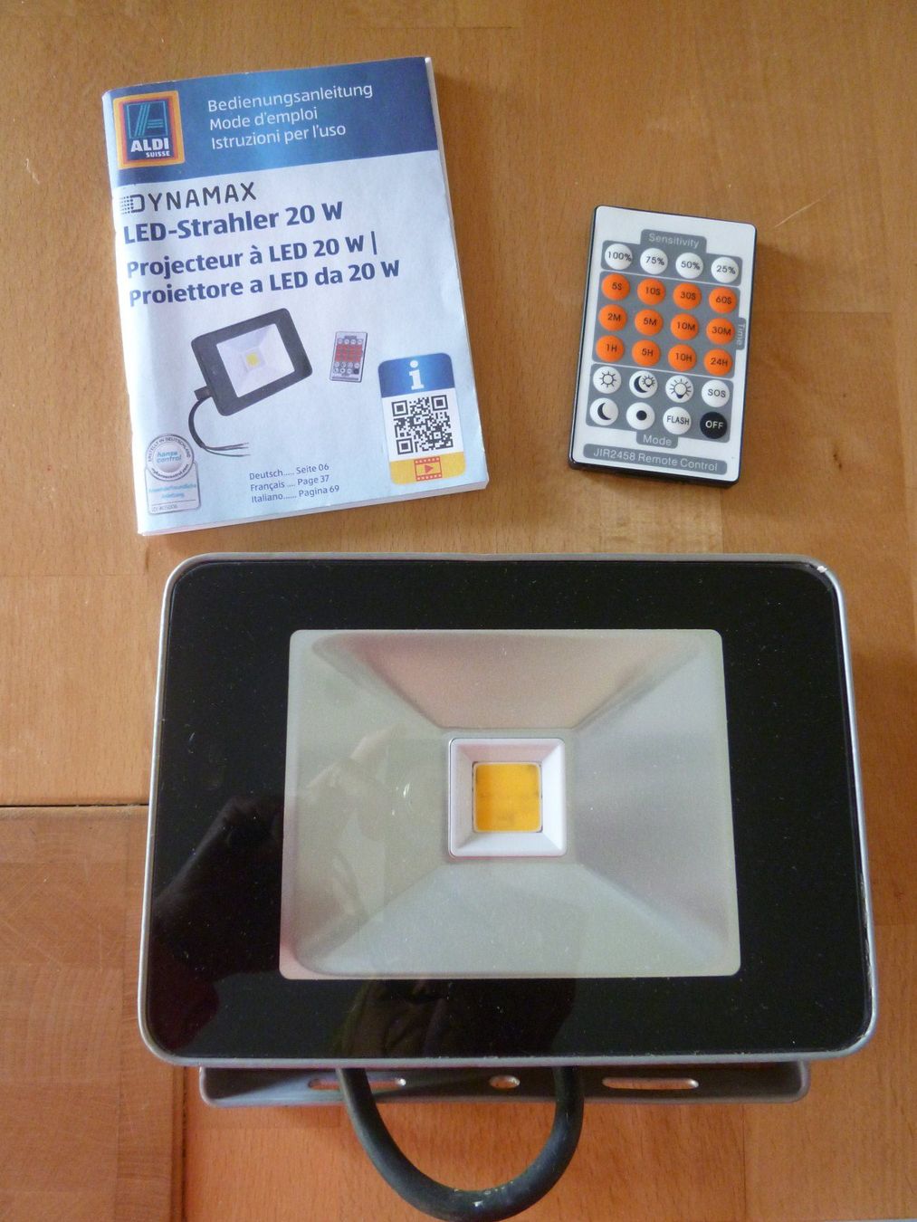 Lampade: LED Strahler 20 W  dynamax – Usato da Dättlikon venduto da Mamakuga