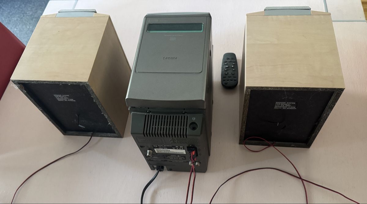 Philips Lettore multimediale & Streamer: Philips MC260 Stereoanlage mit FB & 2 Boxen – Usato da Birsfelden venduto da sam2tuusig6 4