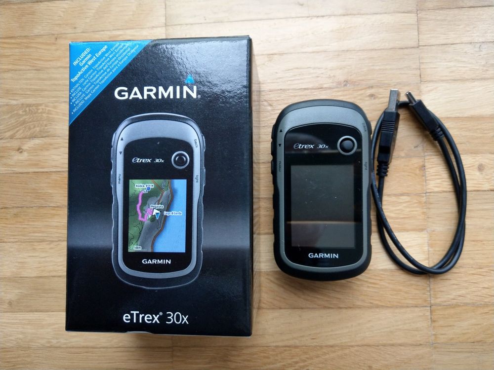 Garmin ETrex 30x Navigatore GPS Palmare – 2,2'' TFT, Bussola 3 Assi, Altimetro, Mappe TopoActive Europa
