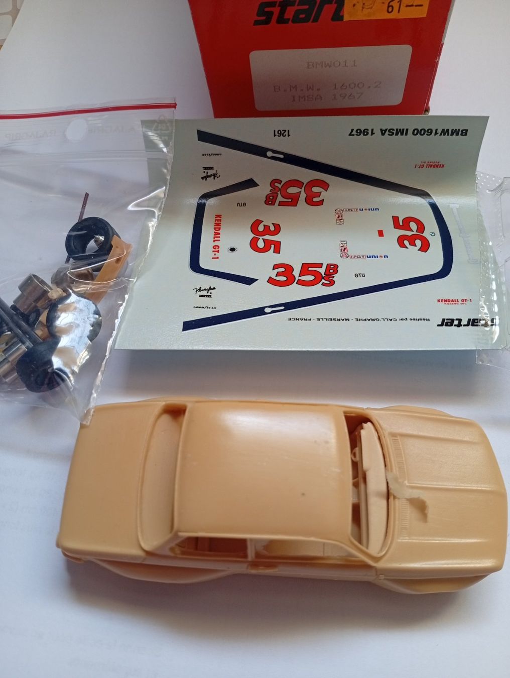 BMW Modellini d'auto: Kit 1/43 BMW 1600 IMSA 1967 – Nuovo e nell'imballaggio originale da Alle venduto da Rissor 2