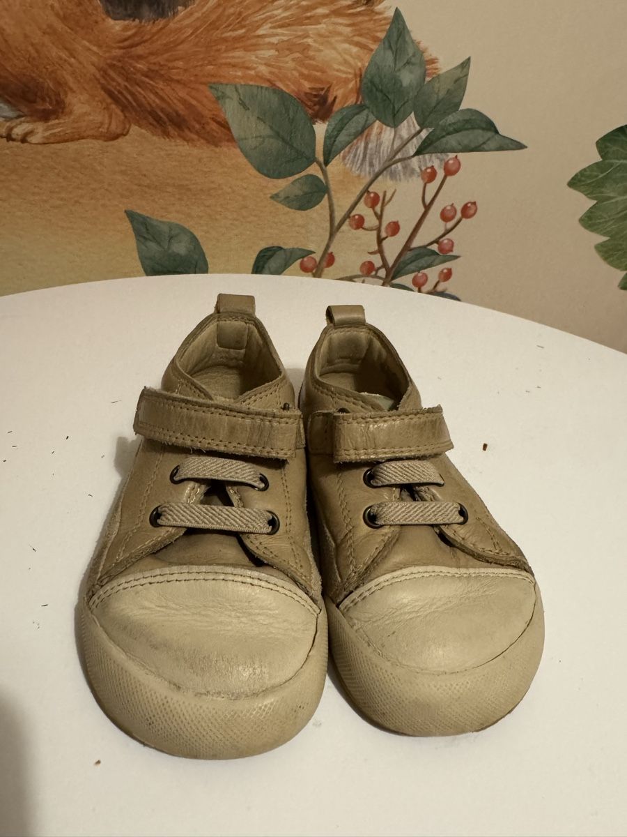 Schuhe für Jungen: Pisamonas Sneakers Leather 22 Size – Gebraucht aus Neuchatel von Mia_G 1