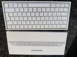 Apple Magic Keyboard mit Ziffernblock A2450 neuwertig