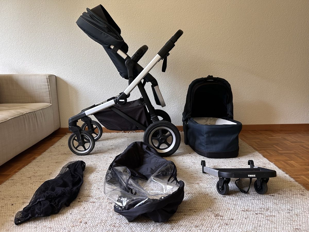 Thule Kinderwagen: Poussette Thule Sleek – Gebraucht aus Villars-sur-Glâne von kay_fr2f