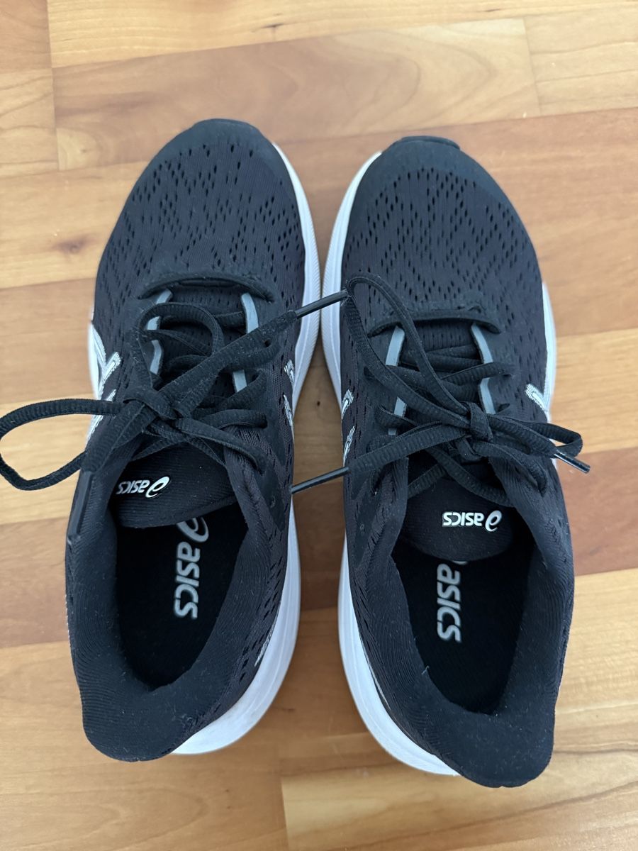 Scarpe per ragazzi: ASICS Trainingsschuh Gr. 38 – Usato da Dietlikon venduto da Ghostm 4