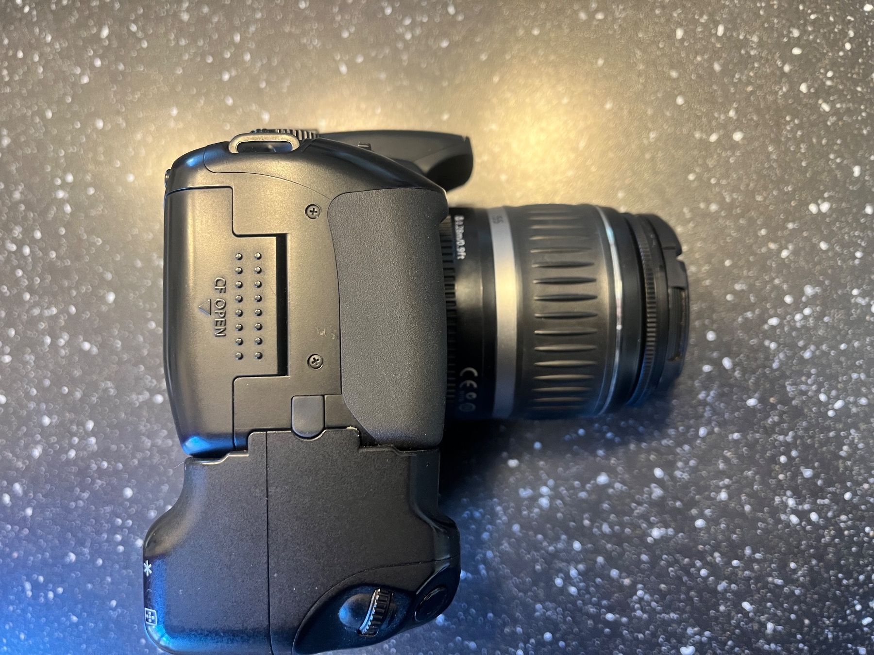 Canon Fotocamera: Canon EOS 400D mit Battery Grip – Usato da Burgdorf venduto da A006972 3