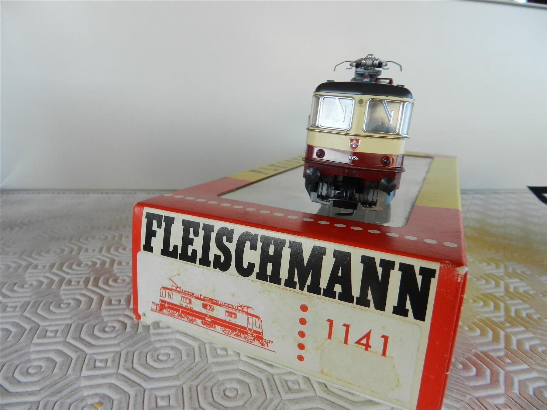 Fleischmann Modellini di ferrovie: FLEISCHMANN H0 AC E-Lok Re 4/4 TEE SBB – Nuovo (secondo la descrizione) da Arzier-Le Muids venduto da elocin83 1