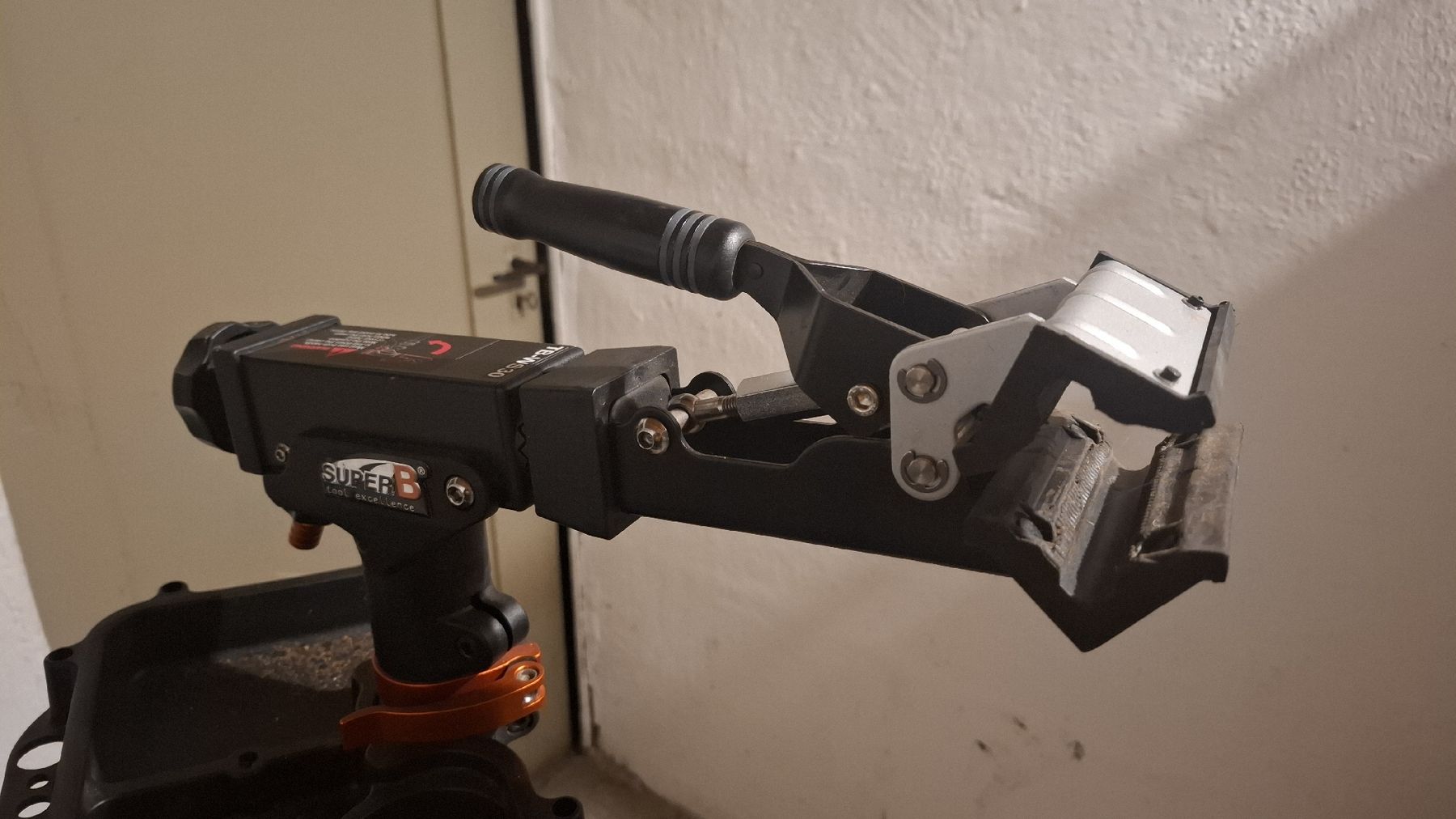 Sonstige Dekorationen & Accessoires: Profi Velo-Werkstattständer TB-WS30 – Gebraucht aus Oberuzwil von Draco44 1