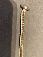 ARMBAND