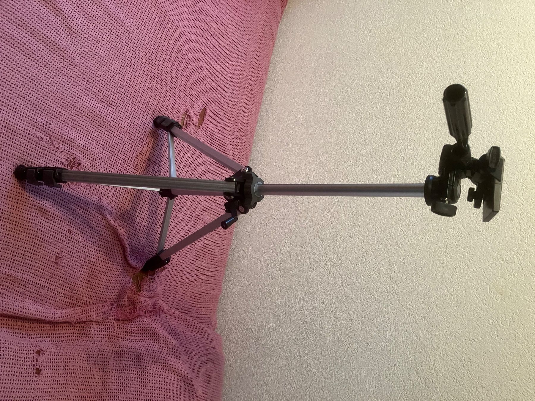 Treppiedi & Teste: SLIK 35D Profi Aluminium Dreibein Stativ – Nuovo (secondo la descrizione) da Interlaken venduto da zingu 5