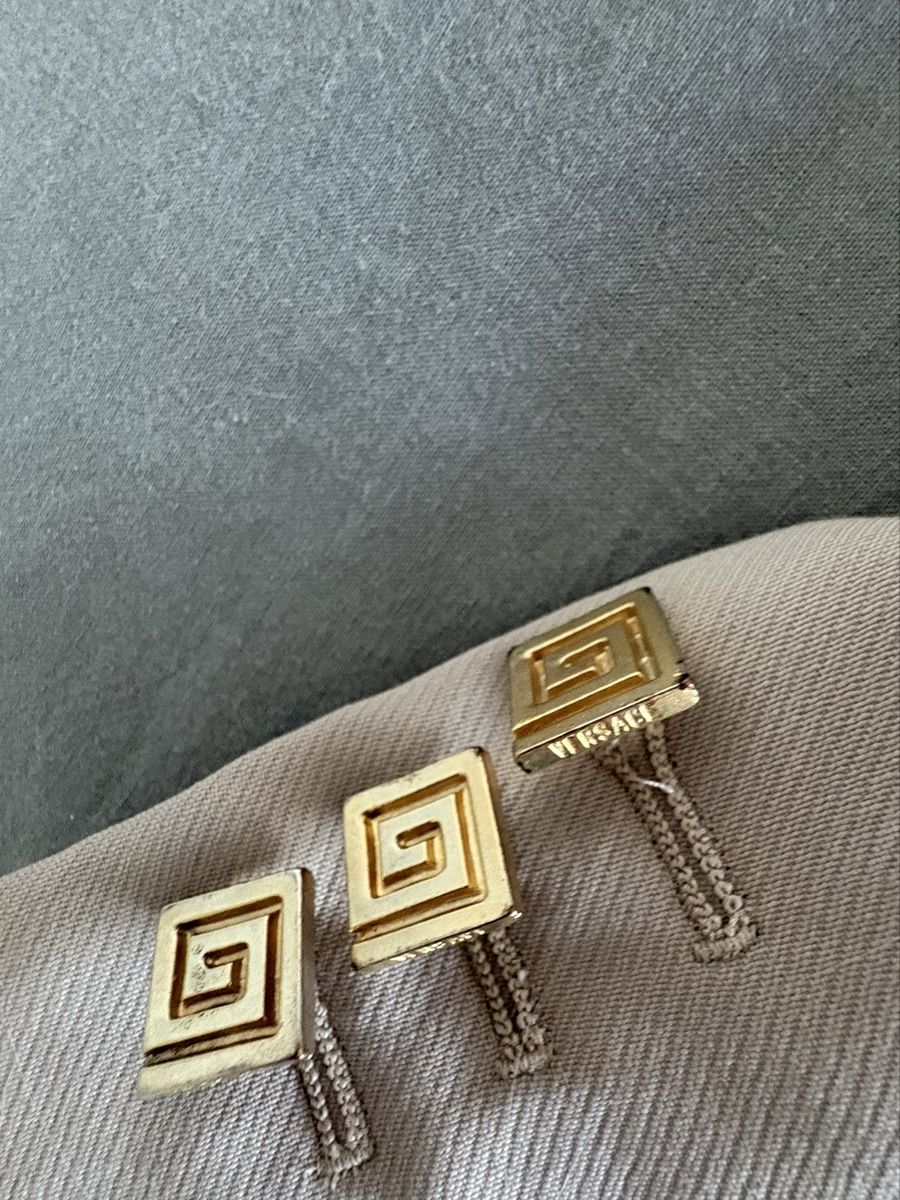 Versace Jacken: Blazer sartoriale Gianni Versace – Gebraucht aus Giubiasco von mol_f9mf 6