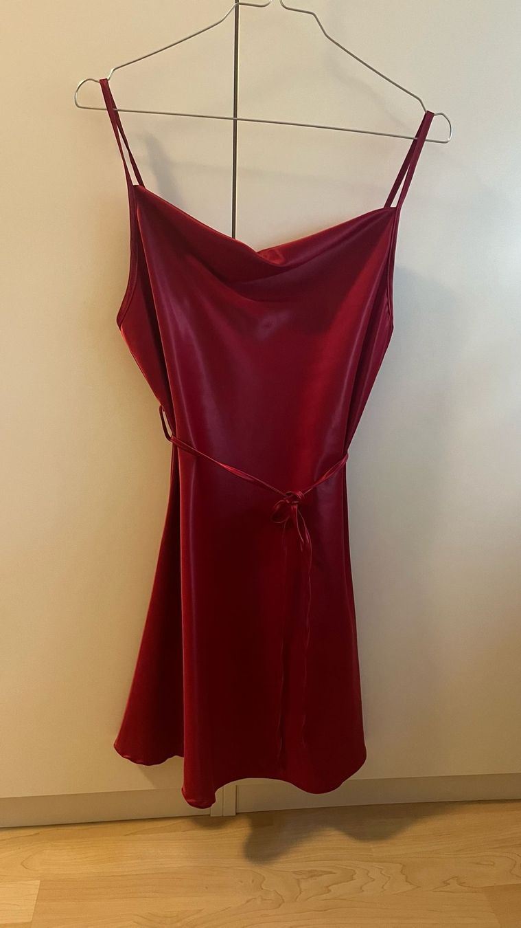 Vestiti: Cocktailkleid Kleid, XS, rot – Usato da Veltheim AG venduto da gave04 1