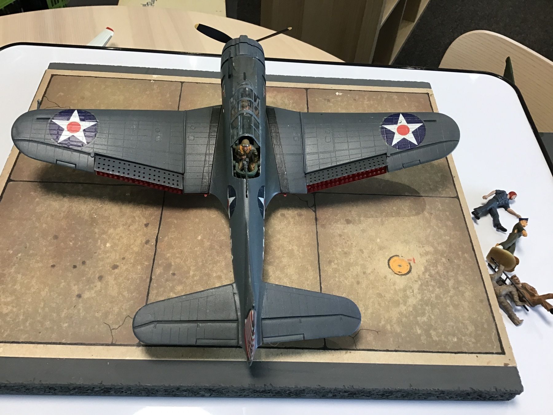 Modellbausätze & Standmodelle: Flugzeugmodell Douglas SBD Dauntless im Massstab 1:48 – Neu (gemäss Beschreibung) aus Männedorf von Modell-Spezialisten 6