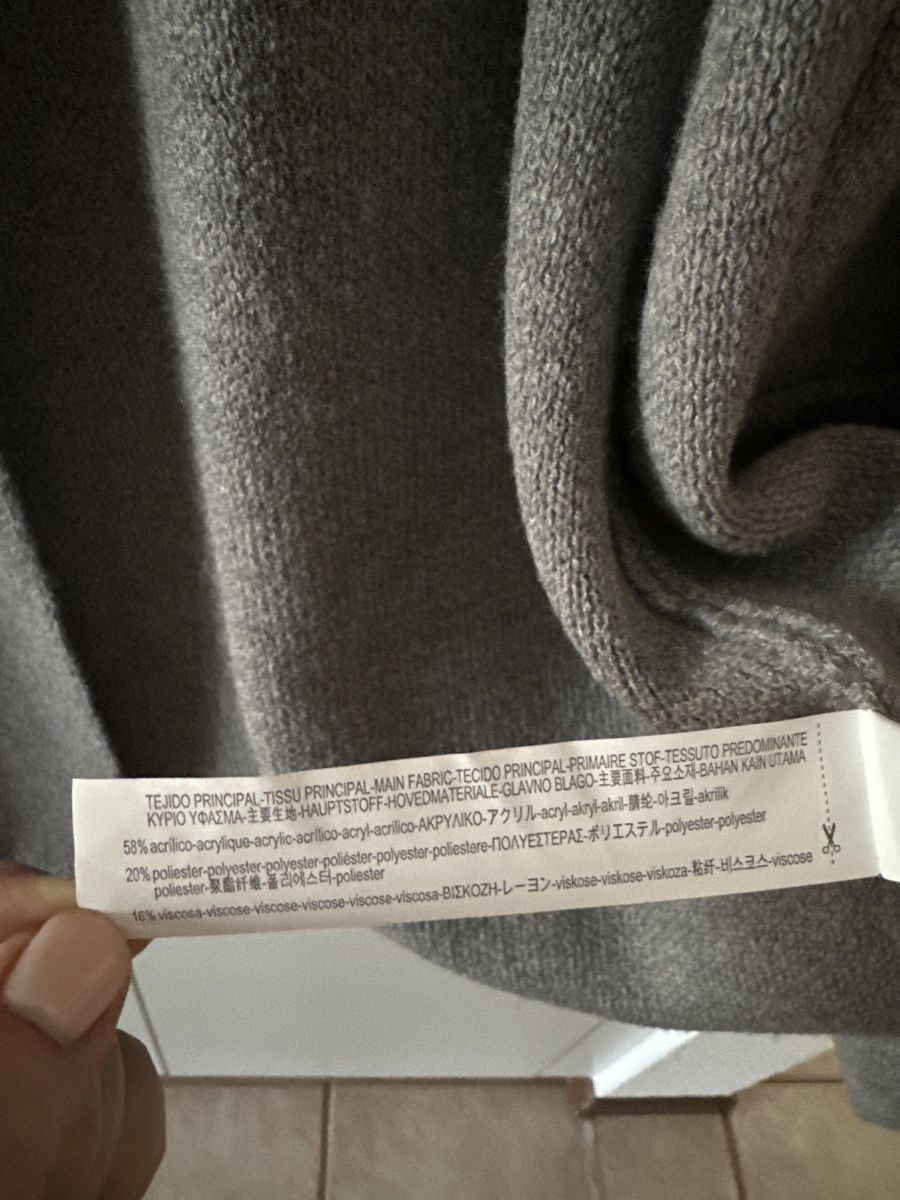 Bershka Maglioni & Felpe: Cardigan grigio – Usato da Rancate venduto da Waly__ 3