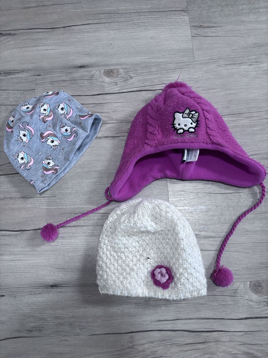 Lotti & Set di vestiti: Mützen Mädchen – Usato da Oetwil a.d. Limmat venduto da kiwi4000