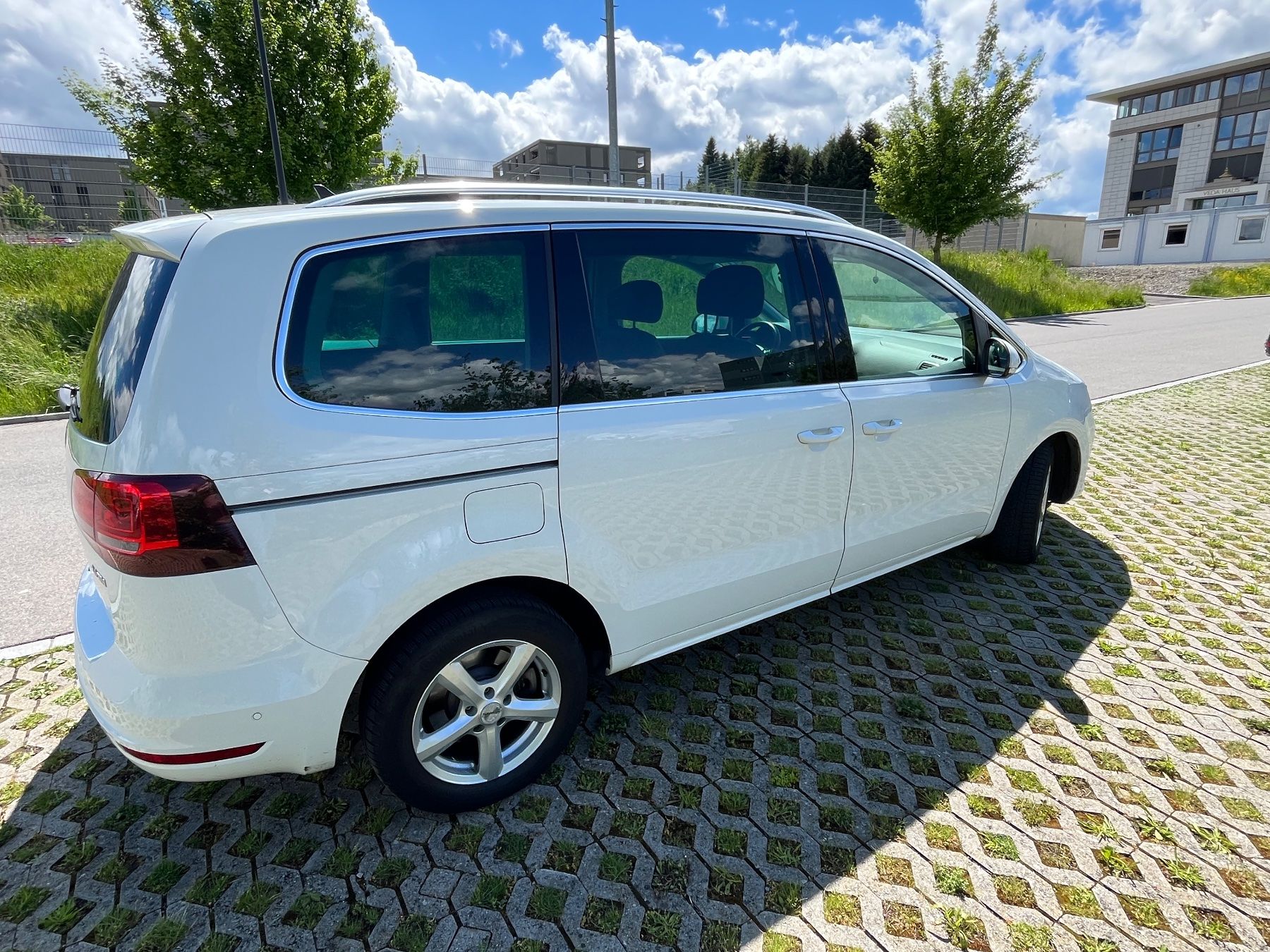 VW Automobili: VW Sharan – Usato da Rain venduto da SLL020307 4