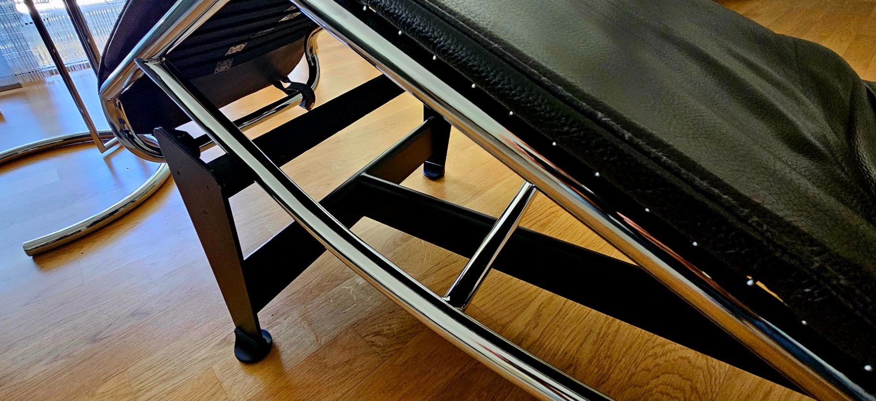 Le Corbusier Liegen & Liegestühle: Liege LC4 Le Corbusier Replica – Gebraucht aus Arbon von my_shopping 4