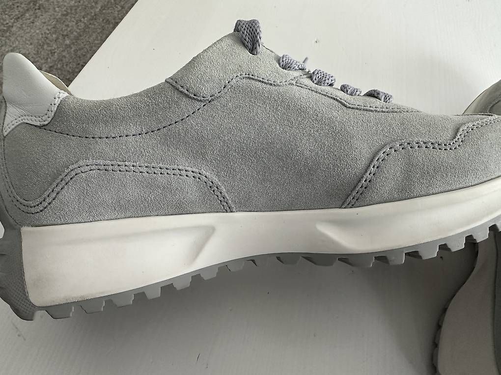 Scarpe da donna: Gabor Sneaker grosse 38 – Usato da Abtwil SG venduto da Riono-01 3