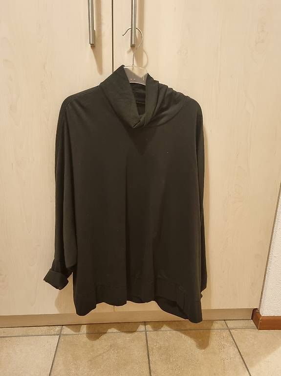 Maglioni & Felpe: Maglia donna in cotone – Usato da Vacallo venduto da for_Alessandra78 1