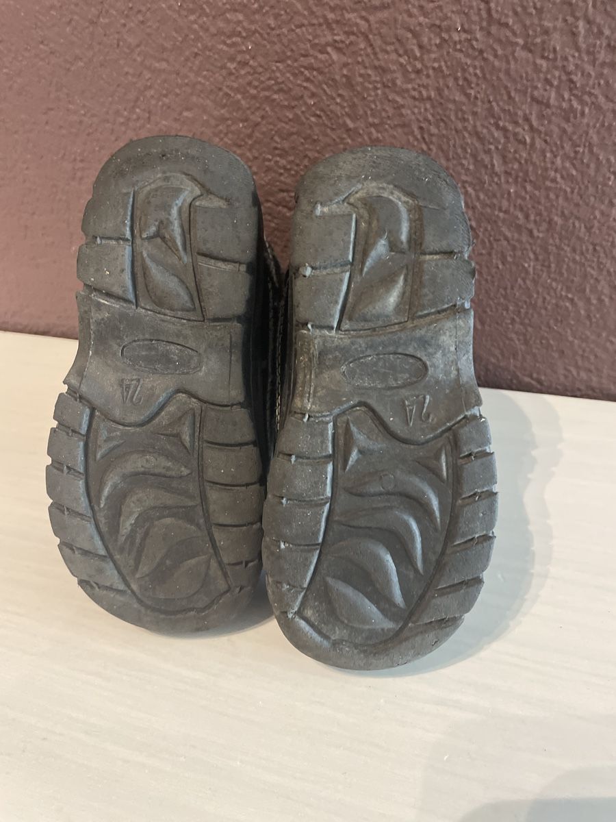 Schuhe für Jungen: Winterstiefel Gr 24 – Gebraucht aus Kriens von boramisch 1