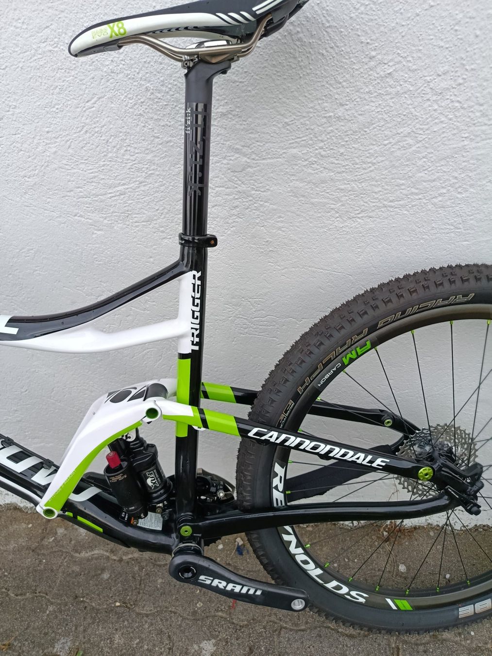 Cannondale Velos: Canondale Trigger Carbon 26 Zoll Neu 0 km – Neu (gemäss Beschreibung) aus Niederglatt SG von Titanium34 5