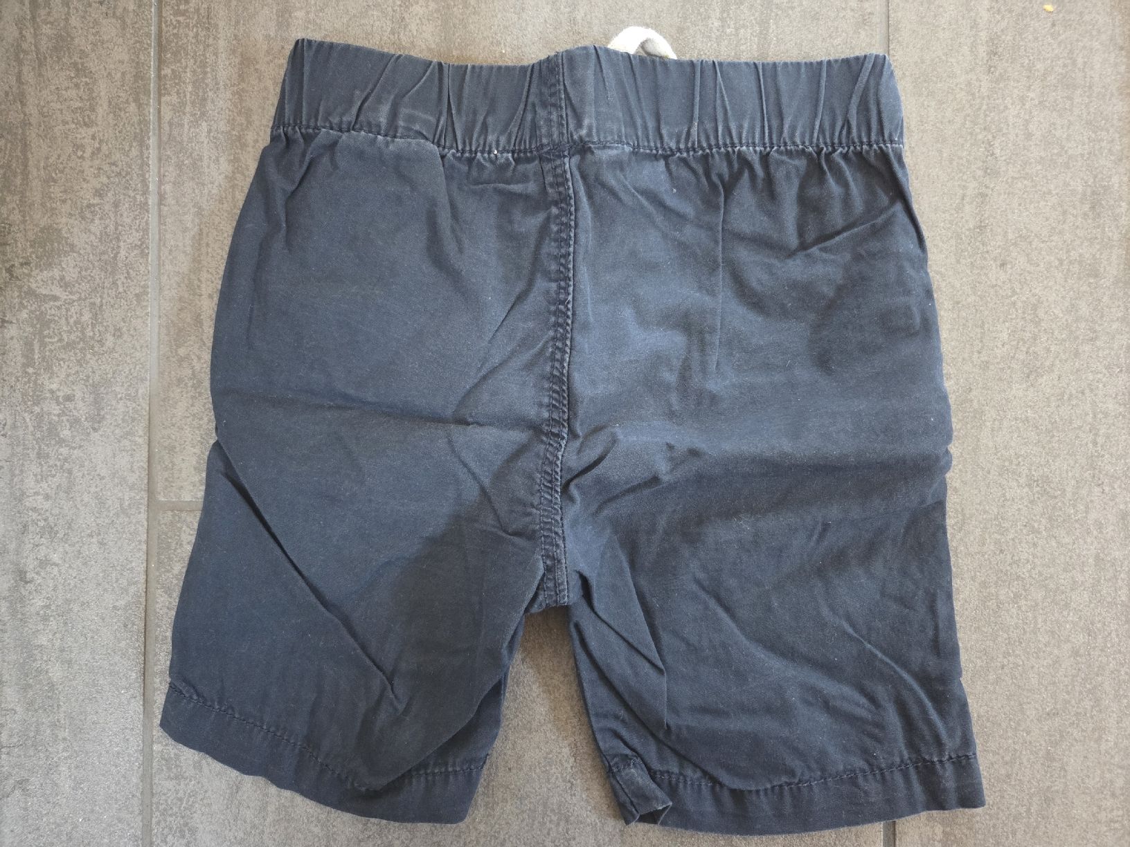H&M Pantaloni: blaue H&M Shorts, Grösse 98 – Usato da Hüntwangen venduto da ManuM2014 1
