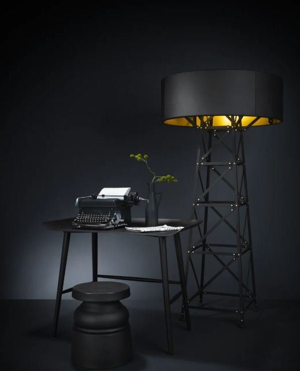 Moooi Lampade: Moooi Construction Stehleuchte Alu schwarzmatt – Usato da Rothenburg venduto da Lampenoutlet 2