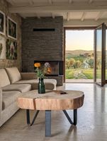 Zürcher Massivholz Couchtisch - Industrial Design