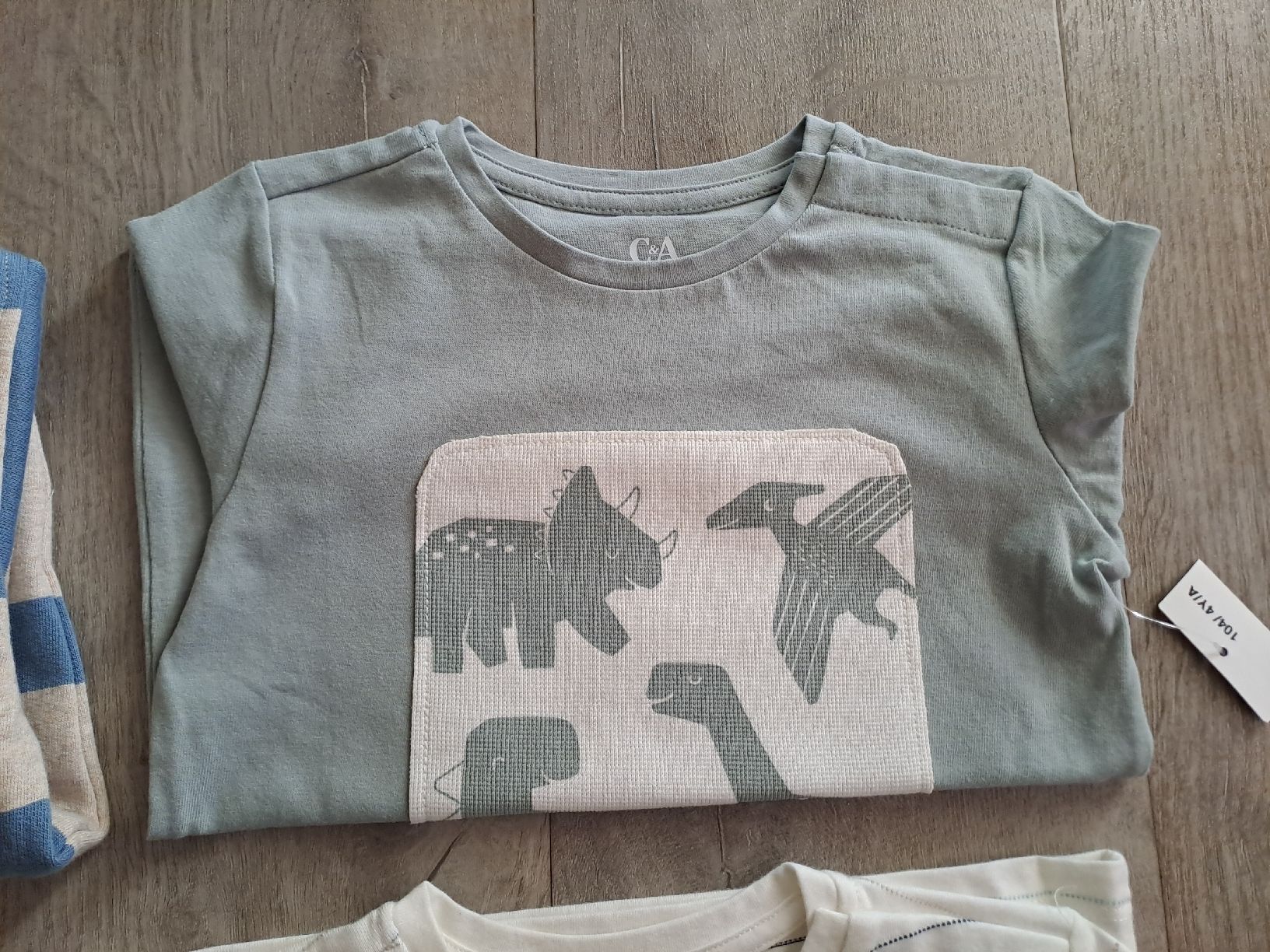C&A Pulls et sweat-shirts: 4x Kinder Pullover C&A Grösse 104 neu – Neuf avec emballage d'origine à Rickenbach LU par bishiida 2