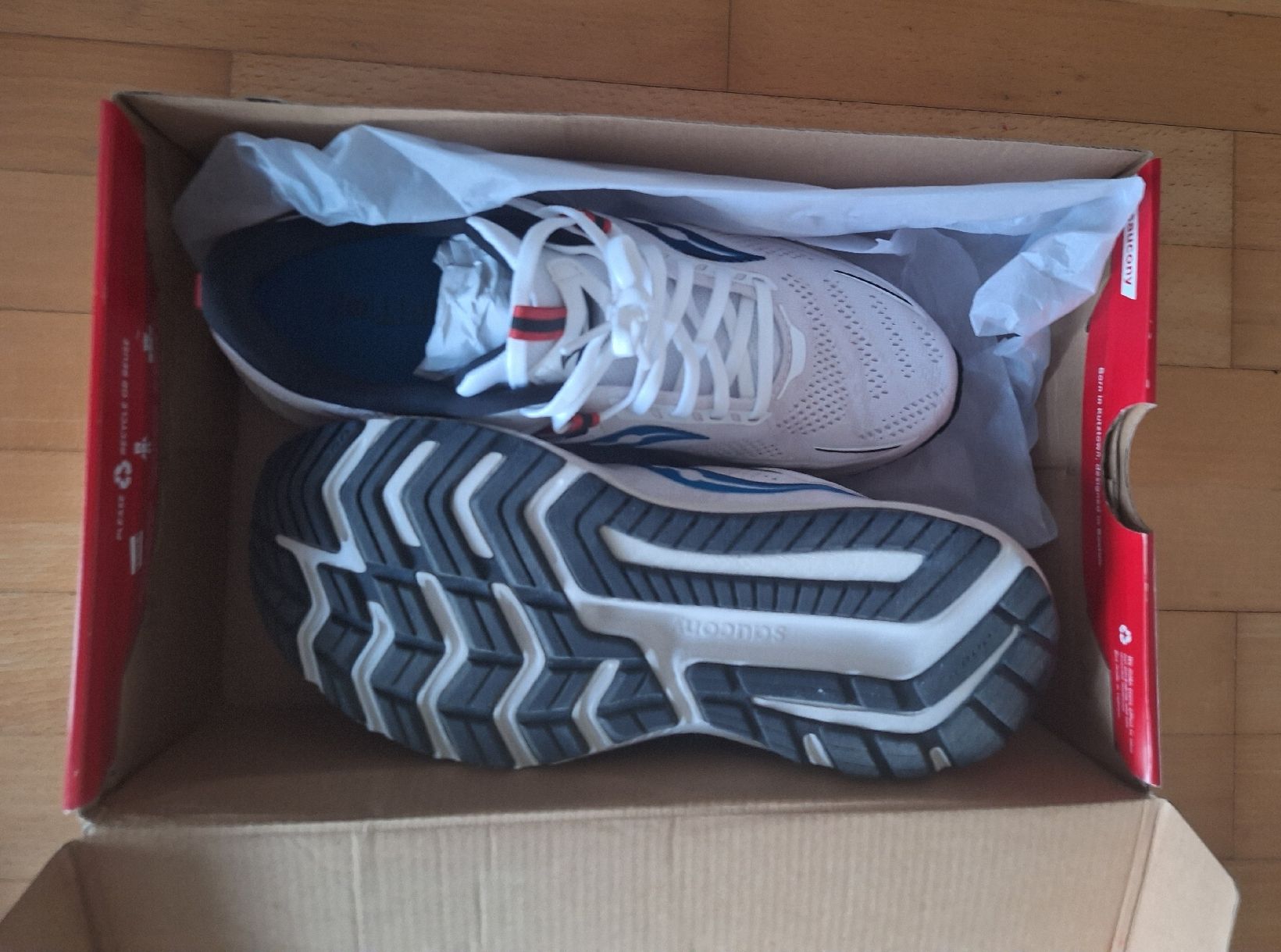 Saucony Herrenschuhe: saucony Snaker – Neu und originalverpackt aus Nidau von Alpha2202 3